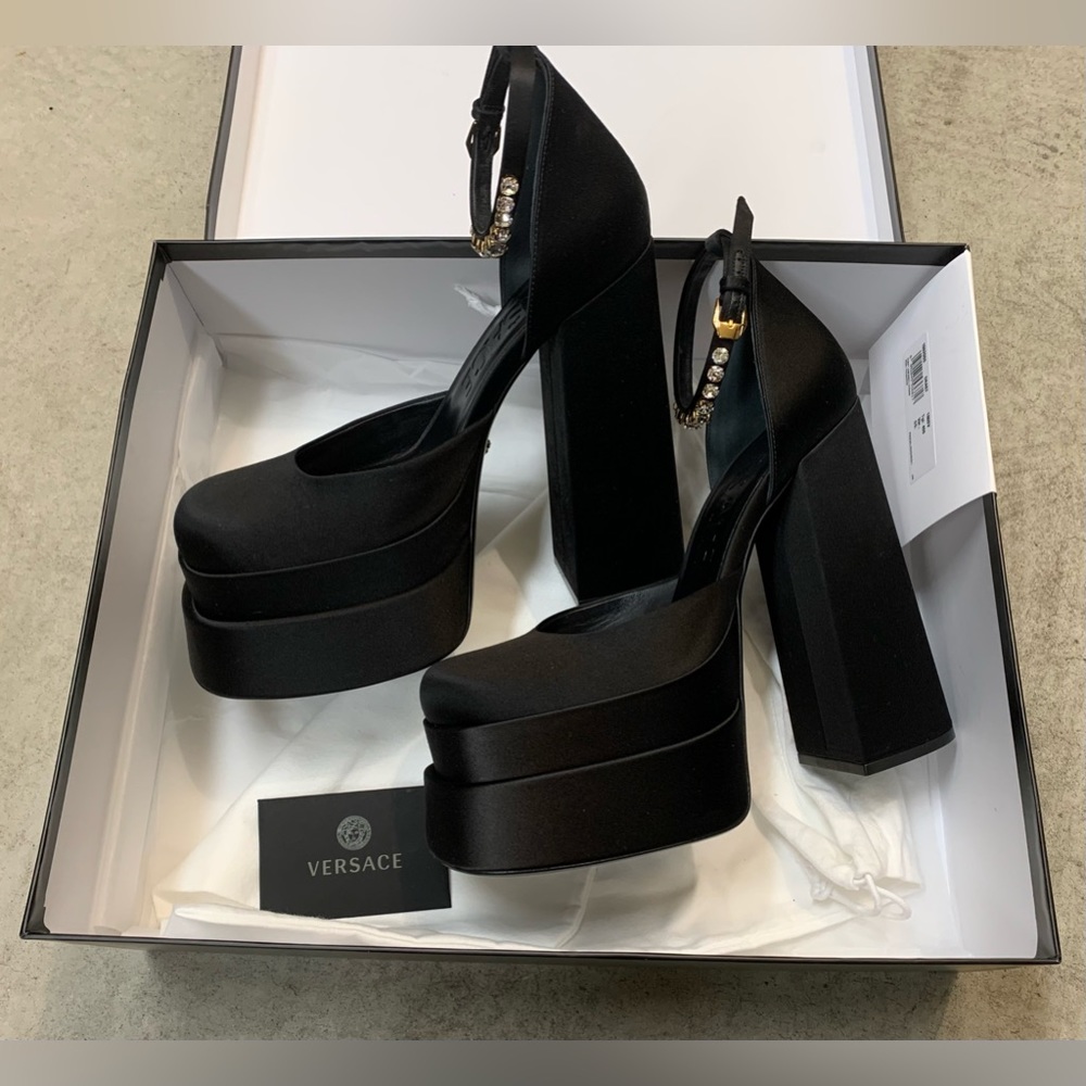 Versace Medusa AEVITAS PLATFORM PUMPS Satin Black Chunky Block Heel